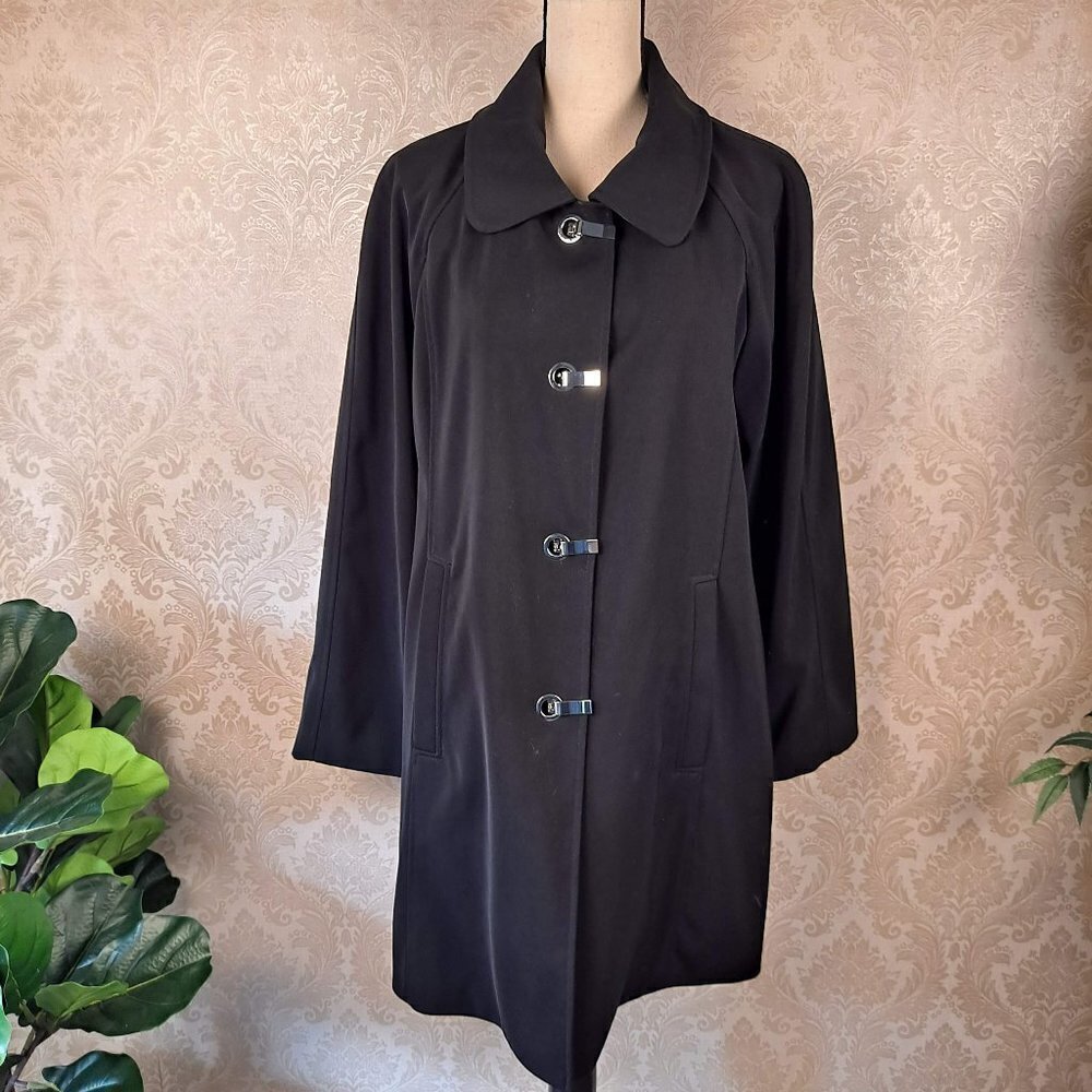 London Fog Size Large Black Water Repellent Trench Coat Silver Toggle Closures
